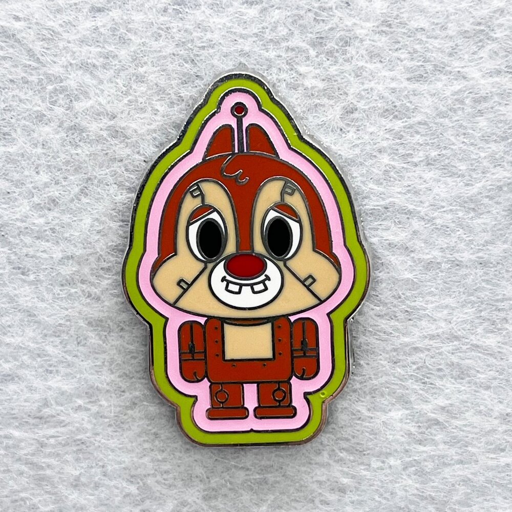 🔮 5/$25‎ Disney Toy Factory Chip N Dale - Dale Pin